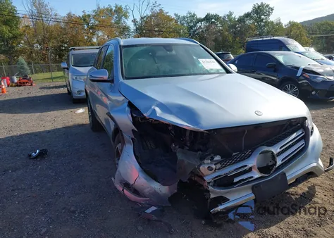 2016 Mercedes-Benz Glc 300 4Matic from USA, damaged, VIN WDC0G4KB6GF104303